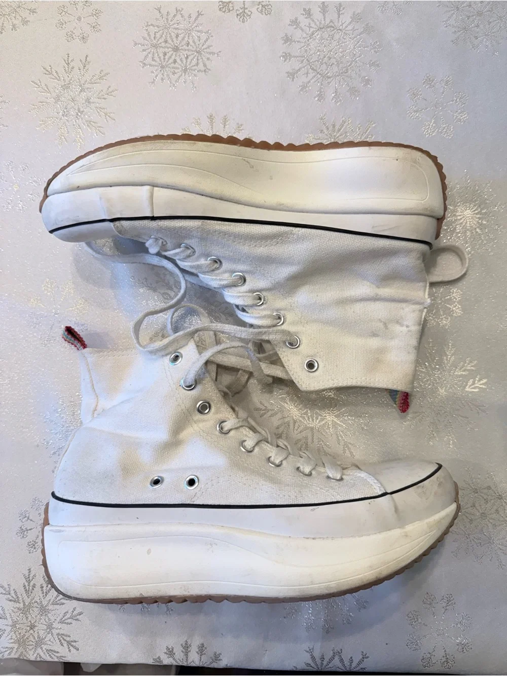 Madden Girl Winnona White Canvas Platform High-top Sneakers Rainbow tab Size 8